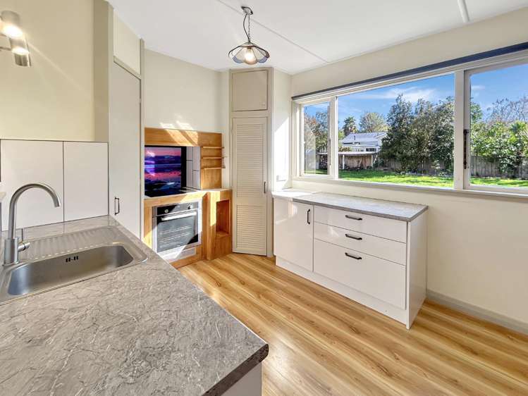 175 Oxford Street 10920_2