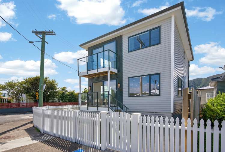 2 Meadows Avenue Waiwhetu_2