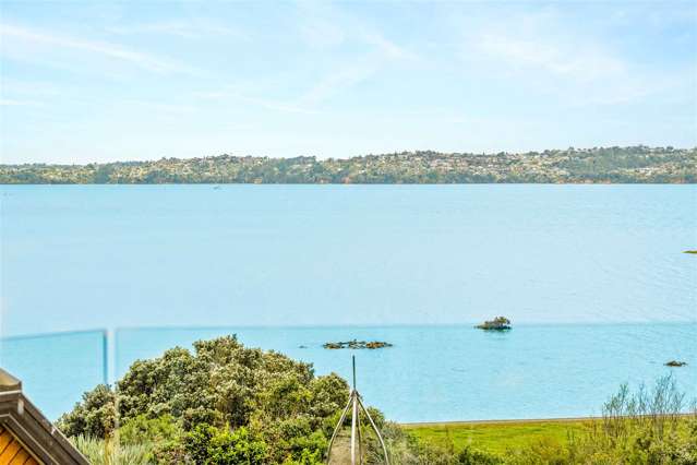 122 Beach Road Te Atatu Peninsula_1