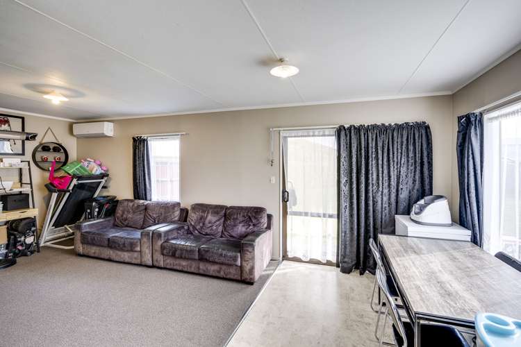 5 Tarbet Street Flaxmere_7