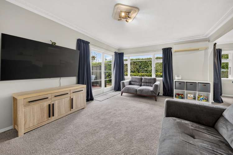 220 Knowles Street_4