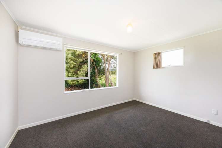 823 Napier Road Whakarongo_15