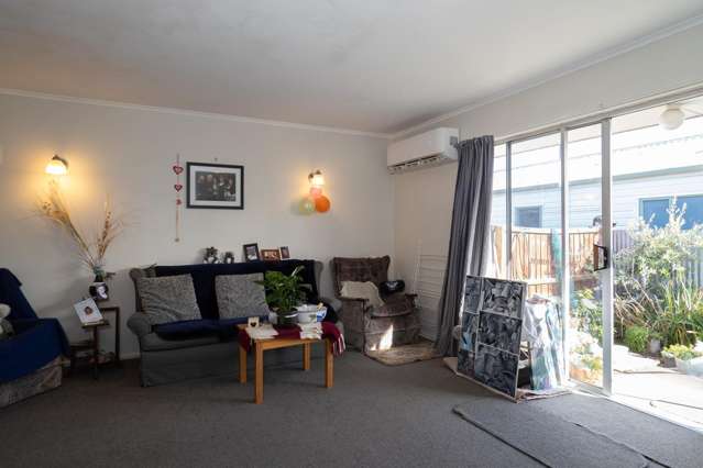 3/285 Moore Street Ashburton_3