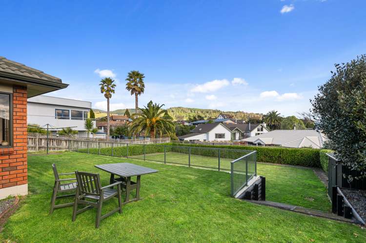 99 Basley Road Owhata_12