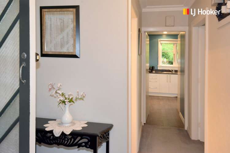 6 Middleton Road Kew_16