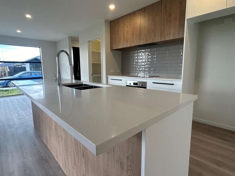 24 Derbridge Street Woodend_5