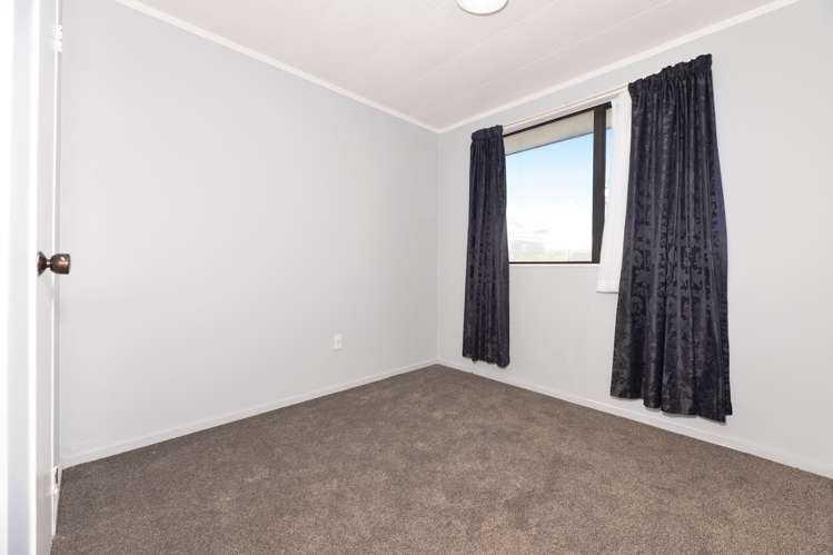 2/16 Sheehan Avenue Papakura_7