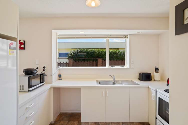 2/35 Avonhead Road Avonhead_5