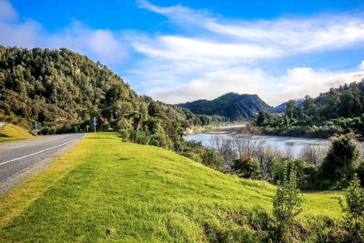 1205 Lower Buller Gorge Westport_20