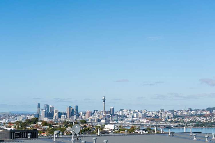 413/19 Rawene Road Birkenhead North Shore City Houses for Sale