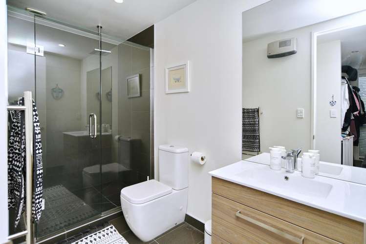 102 Hills Road Edgeware_23