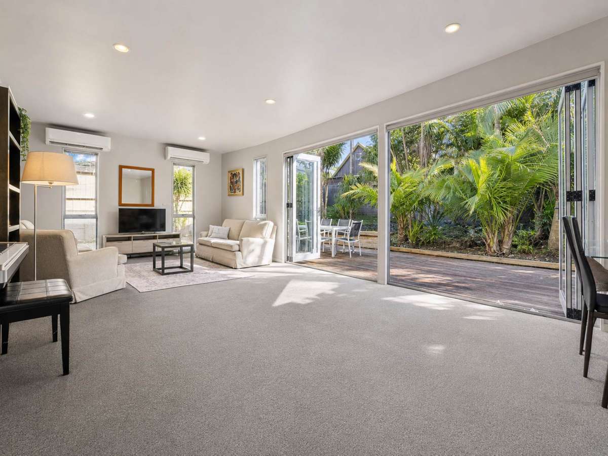 6A William Denny Avenue_1