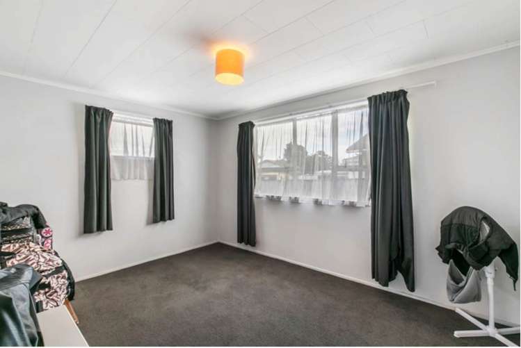 166 Mahia Road Wattle Downs_8