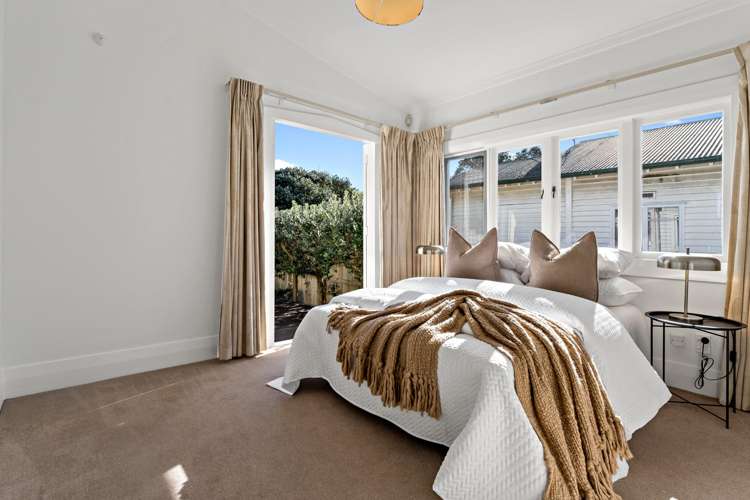 42 Woodward Road Mount Albert_14