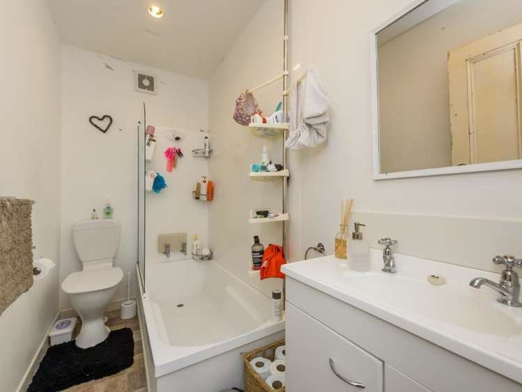 226 Adelaide Road Newtown_7