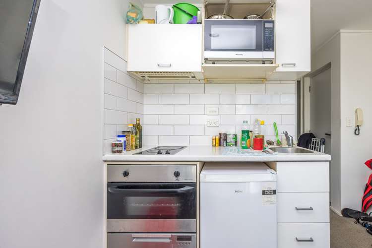 1011/72 Nelson Street Auckland Central_3