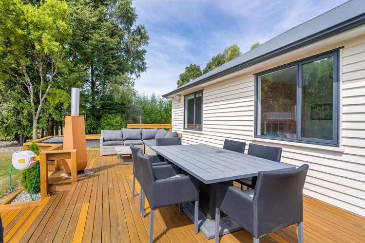 64 Lochiel Bridge Road Winton Surrounds_16