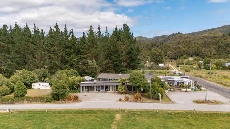 2 Mokihinui Road Seddonville_19