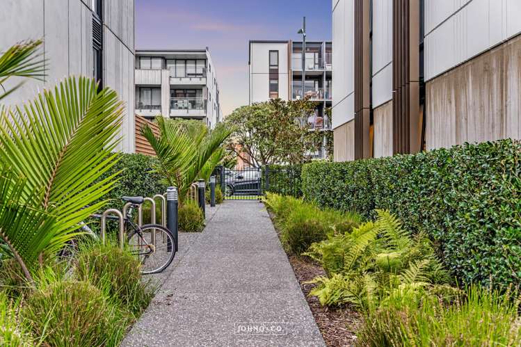 101/3 Bluegrey Avenue Stonefields_14