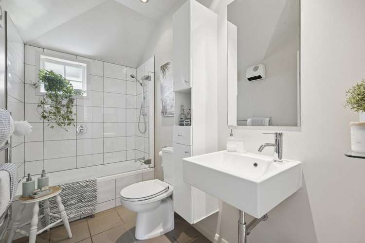 35 Melrose Street Roslyn_15