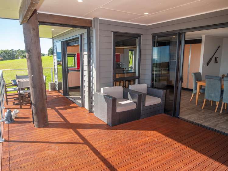 37 Dudley Crescent Cable Bay_8