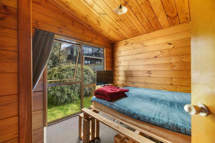 30 Sydney Street Queenstown_10