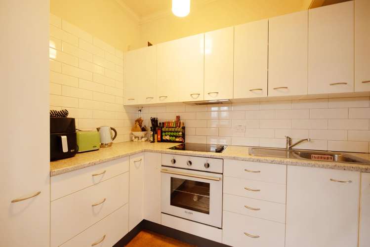 24 Myrtle Crescent Mount Cook_6