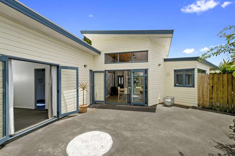 24a Metcalfe Road Ranui_1