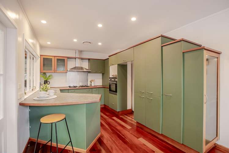 51 Eatwell Avenue Paraparaumu Beach_10