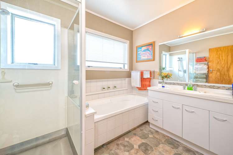 176 Queen Street Pukekohe_9