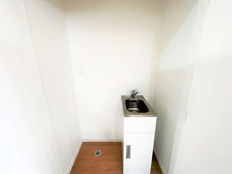 104/3 Beaumonts Way Manurewa_6