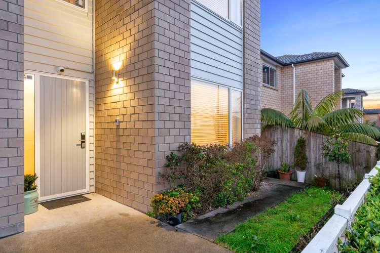 13 Rohi Place Flat Bush_25