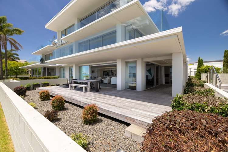 1/104 Harbour Drive Otumoetai_5