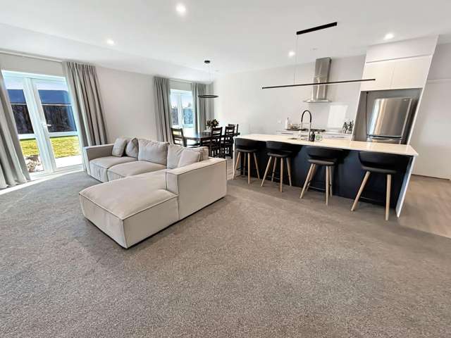 42 Graeme Foote St Darfield_3