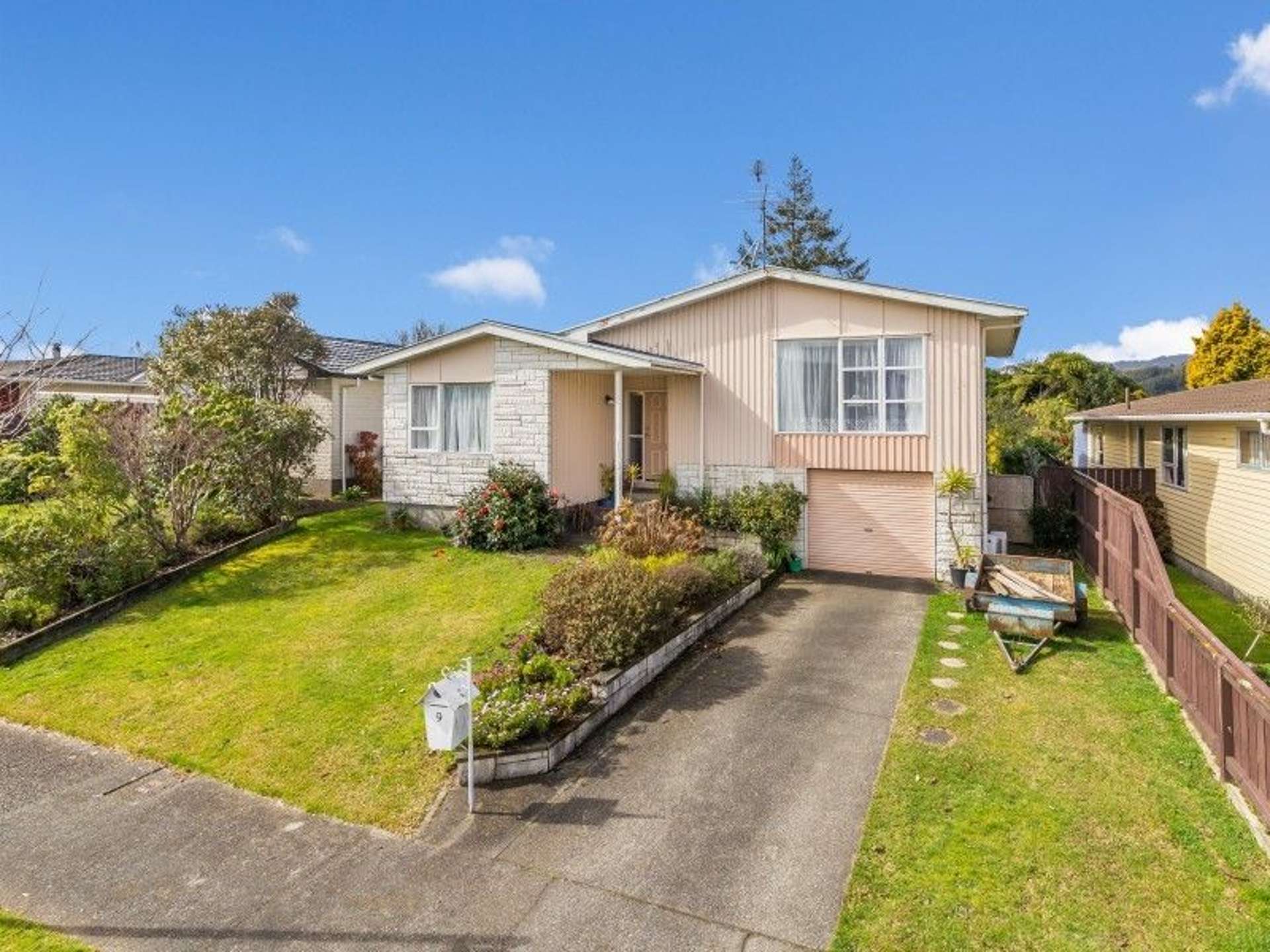 9 Brightwater Crescent Totara Park_0