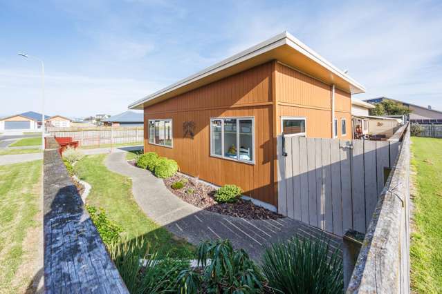 3 Forbes Road Foxton Beach_3