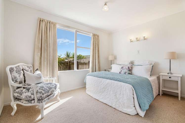 1/137 Centreway Road Orewa_14