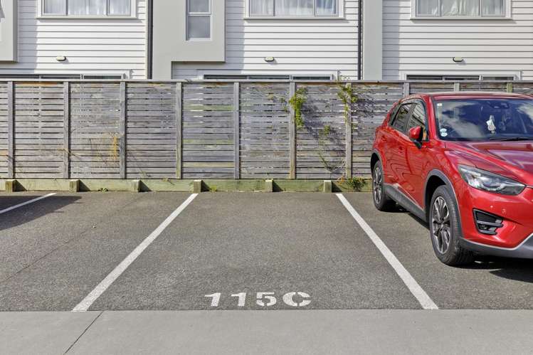 1115c High Street Taita_13