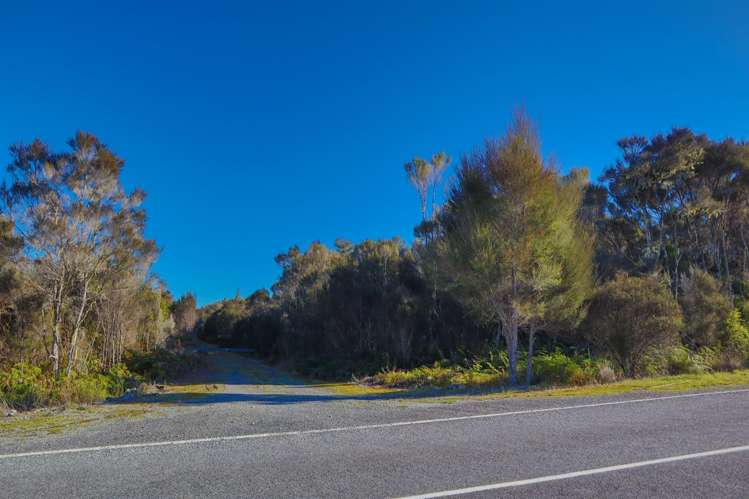 38 Beechwater Drive Moana / Lake Brunner_32