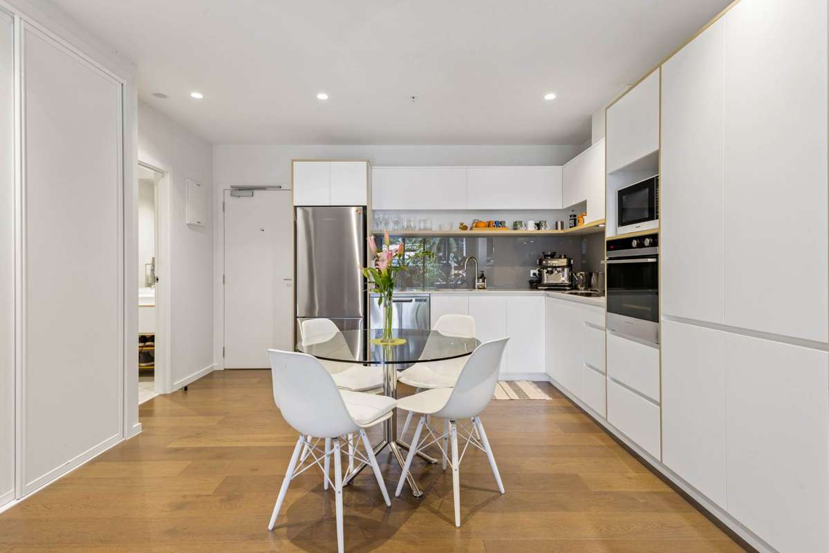 105/74 Victoria Street_1