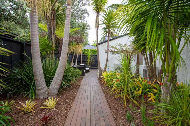 277 Beach Road Campbells Bay_26