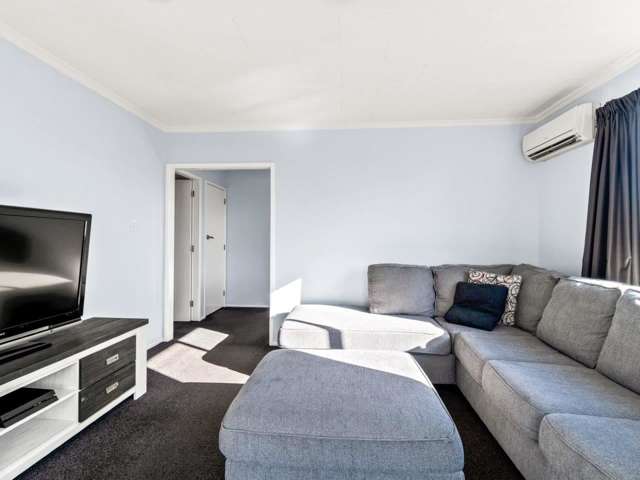 1/17 Nyoli Street Northcote_4