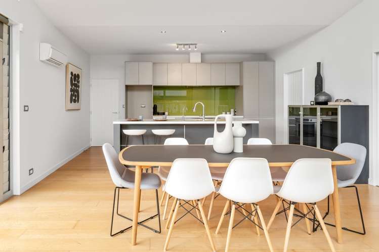 53 Champion Road Richmond_12