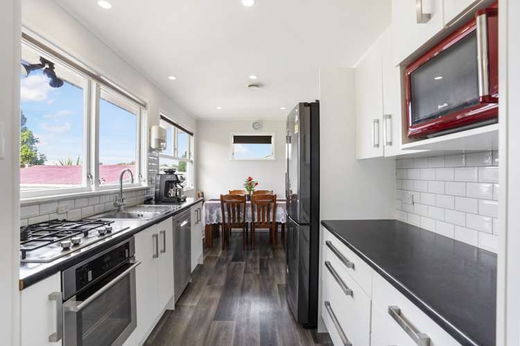 65 Beeston Crescent Manurewa_5