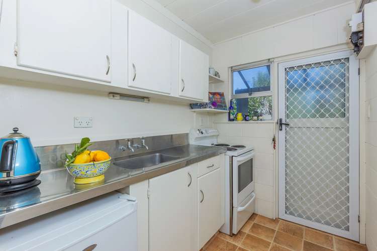 8/18 Parr Terrace Castor Bay_15