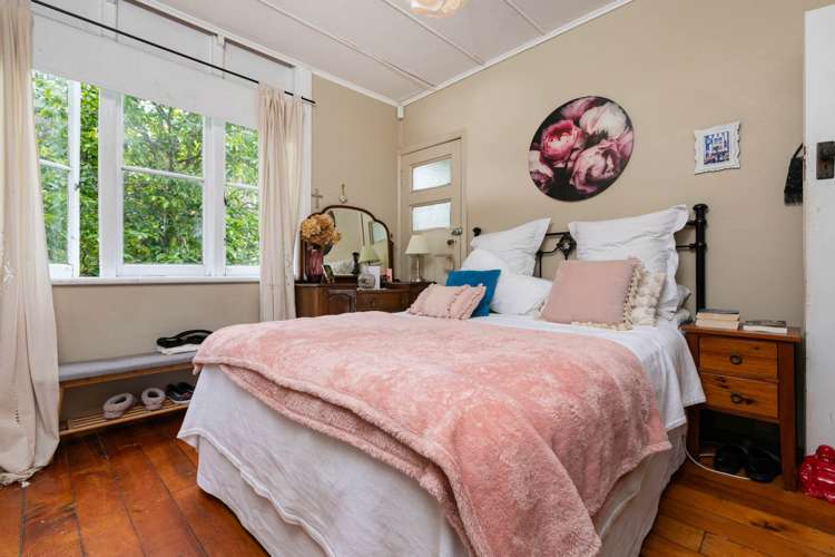 4 Churchouse Road Greenhithe_16