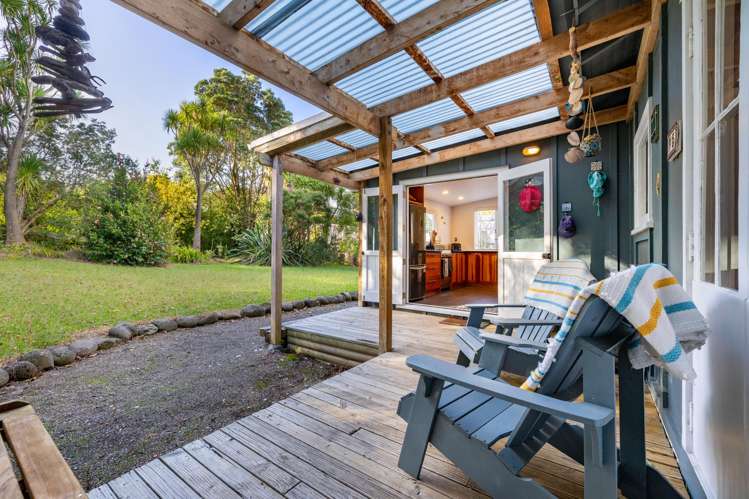 15 East Street Raglan_14