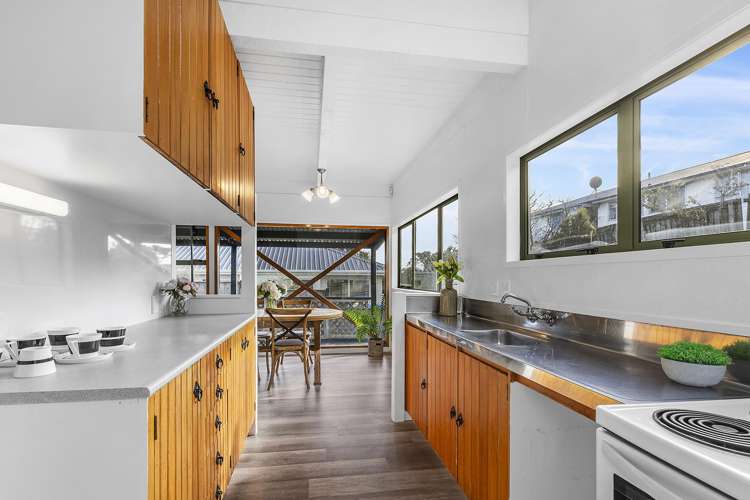 117 Gloaming Hill Titahi Bay_7