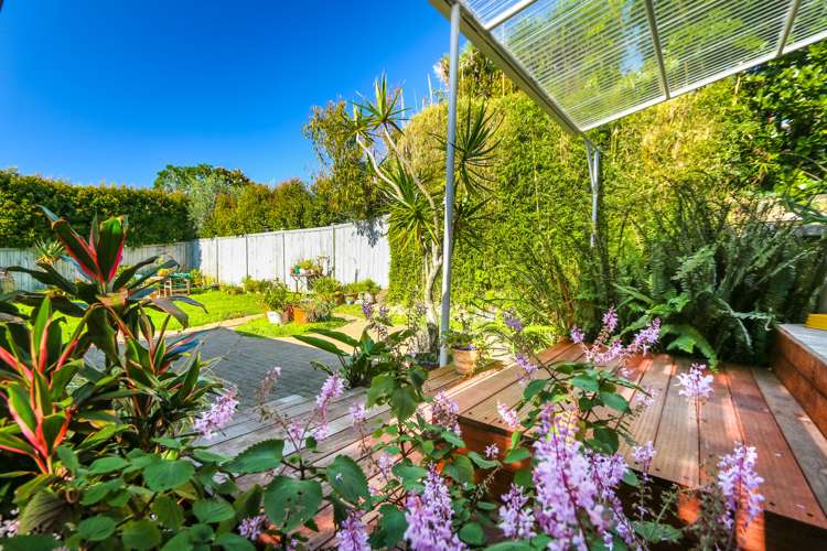 4 Lake Road Devonport_7