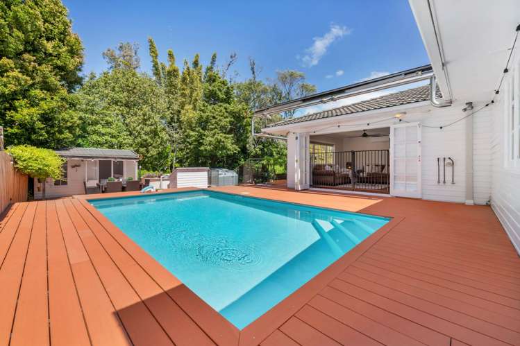 9 Third View Avenue Beachlands_16